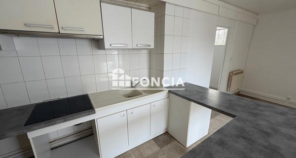 Location Studio 33.29 m² - Chilly-mazarin 91380