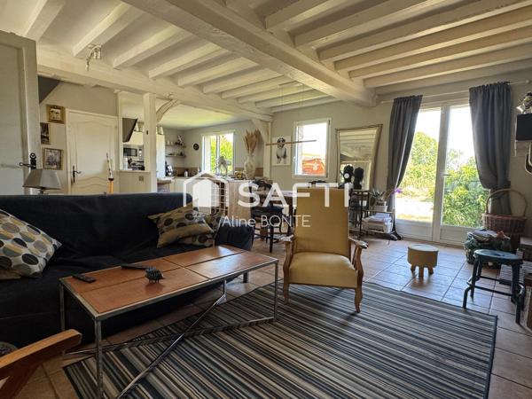 Charmante maison avec garage, carport et piscine