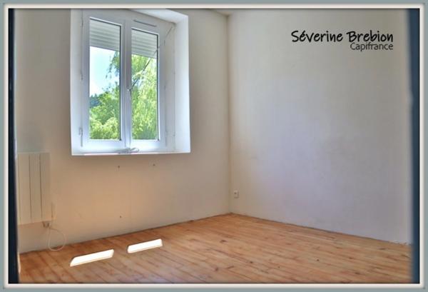 Maison rénovée, 3 chambres, terrain, garage VISCOMTAT (63)