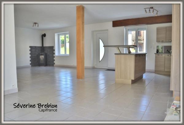 Maison rénovée, 3 chambres, terrain, garage VISCOMTAT (63)