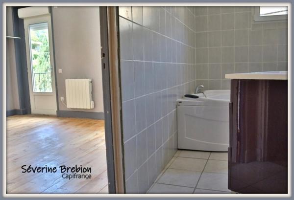 Maison rénovée, 3 chambres, terrain, garage VISCOMTAT (63)
