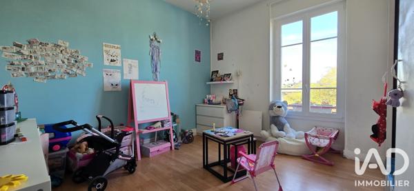 Maison à vendre 6 pièces 148 m² Saint-Amand-Montrond