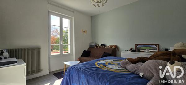 Maison à vendre 6 pièces 148 m² Saint-Amand-Montrond
