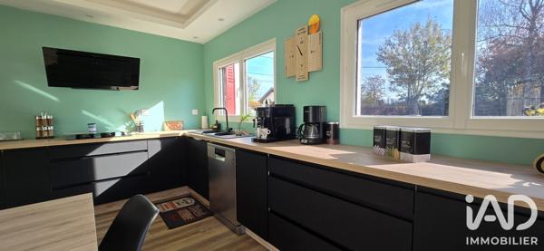 Maison à vendre 6 pièces 148 m² Saint-Amand-Montrond