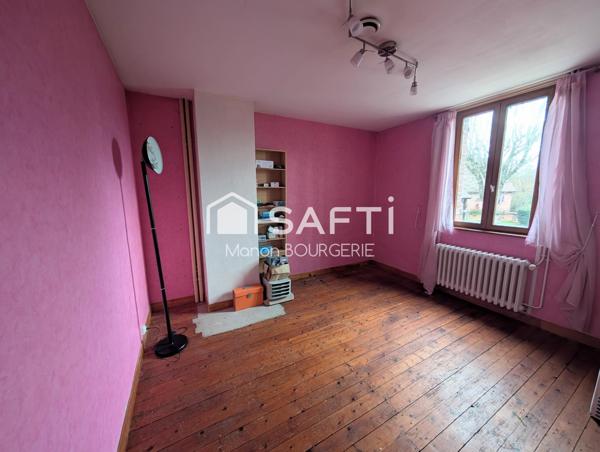 Maison de village : le charme d'un ancien hôtel aux volumes généreux