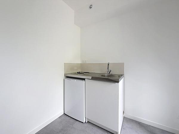 Appartement Trelaze 1 pièce(s) 16.60 m2