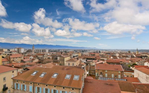 Appartement à vendre    3 pièces • 92,06 m2 Romans-sur-Isère