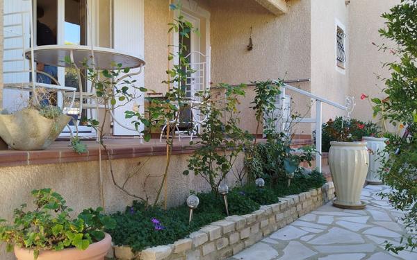 Maison à vendre    5 pièces •  Mèze