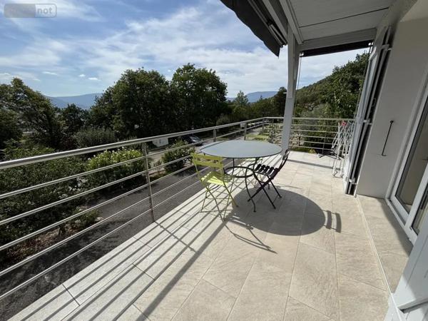 Achat - Maison Saint-Alban-Leysse 73230 5 pièces 137 m 2 802 m 2