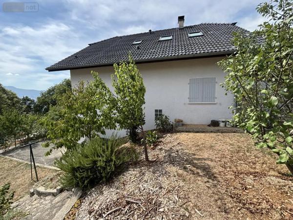 Achat - Maison Saint-Alban-Leysse 73230 5 pièces 137 m 2 802 m 2