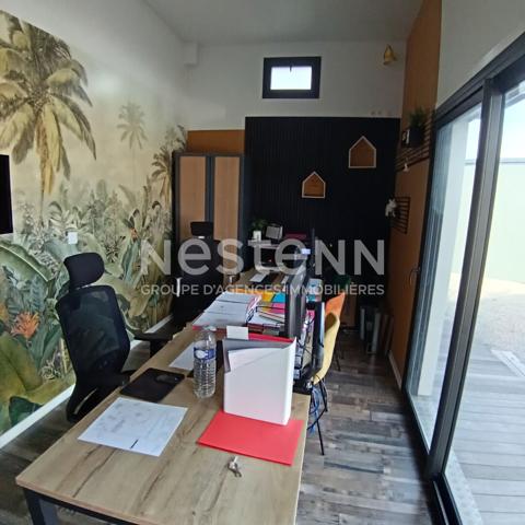A louer terrain commercial pleine visibilité RN 165 Ploeren 923m²