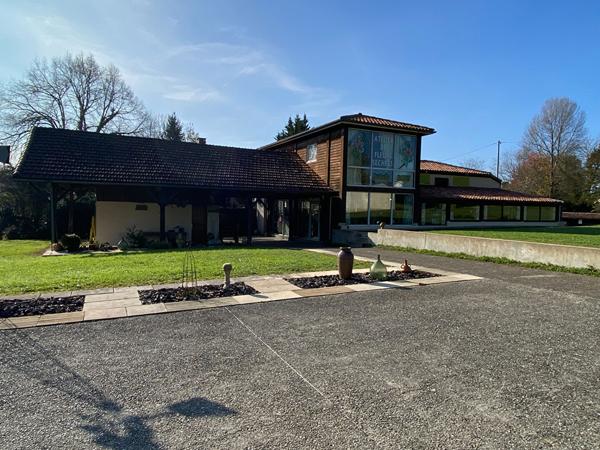 Local commercial Pontonx Sur L Adour 3 pièce(s) 151.10 m2 , Pontonx sur l adour