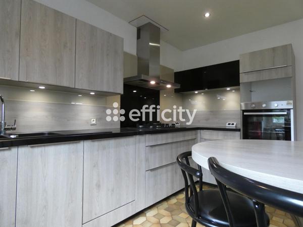 Maison 8 pièces - 200 m² Exclusivité efficity