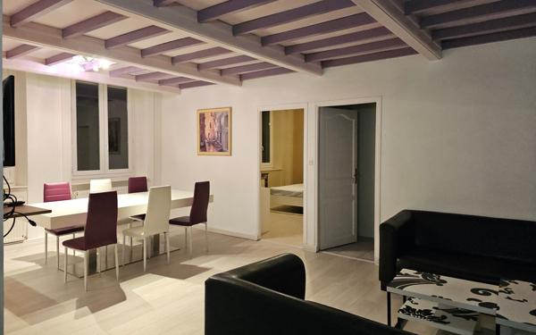 Appartement à vendre    3 pièces • 72,84 m2 Saint-Étienne