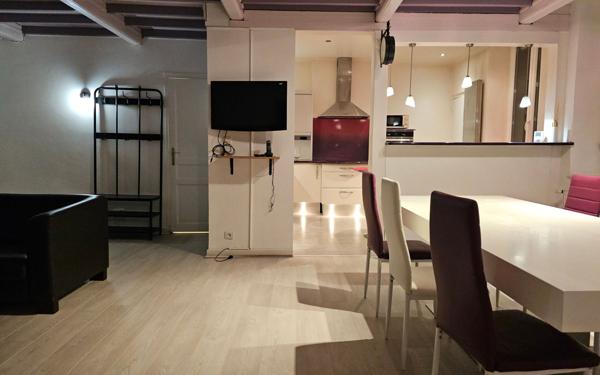 Appartement à vendre    3 pièces • 72,84 m2 Saint-Étienne