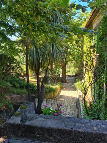 À vendre - Maison bourgeoise, 8 pièces située à Lamalou-les-Bains (34240)