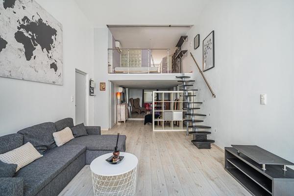 Très bel appartement rénové en duplex proche Gare