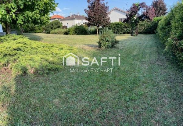 Maison de 113 m² habitables avec rez-de-jardin de même superficie – Terrain de 1 536 m² – La Rochefoucauld