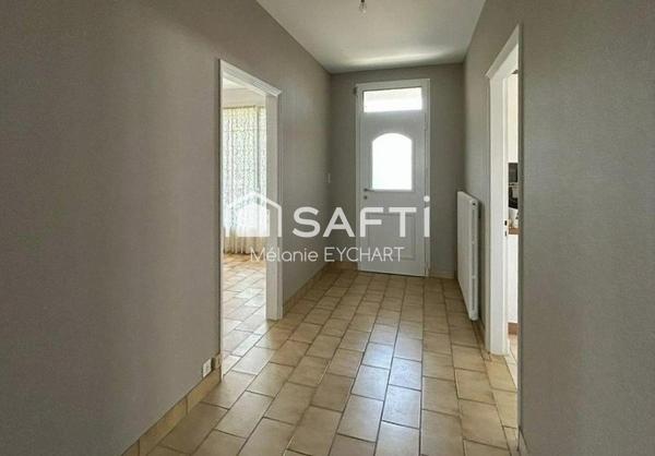 Maison de 113 m² habitables avec rez-de-jardin de même superficie – Terrain de 1 536 m² – La Rochefoucauld