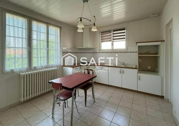 Maison de 113 m² habitables avec rez-de-jardin de même superficie – Terrain de 1 536 m² – La Rochefoucauld