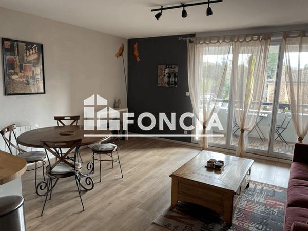 Location Appartement meublé 3 pièces 72.55 m² - BATIMENT 10 L'isle Jourdain 32600