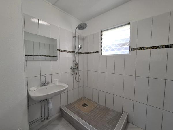 A louer - Appartement 2 pièces avec vue mer - Fort de France