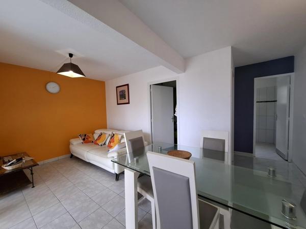 A louer - Appartement 2 pièces avec vue mer - Fort de France