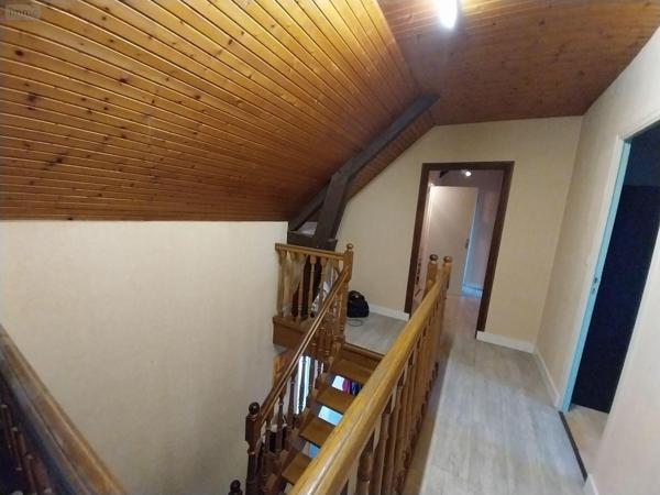 Maison individuelle à vendre à Val-d'Izé en Ille-et-Vilaine (35450), ref : 35131-211   
Sortie de bourg