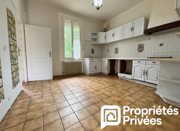 MAISON SAINT DOULCHARD 5 PIECES 106 M2