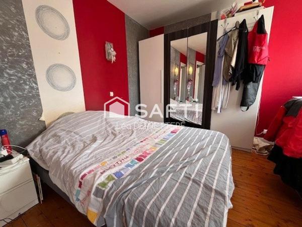 Maison de ville beaux volumes