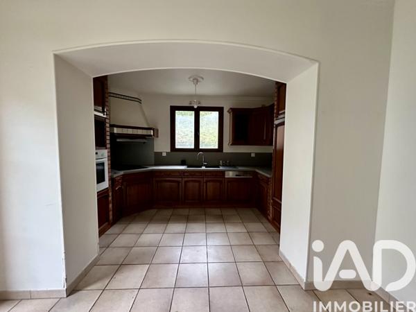 Location maison 6 pièces 170 m² Arpajon