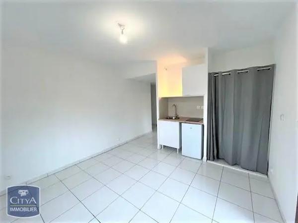 Appartement à louer 1 pièce 23m² Aix-en-Provence (13100)