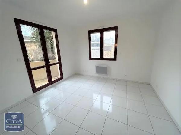 Appartement à louer 1 pièce 23m² Aix-en-Provence (13100)
