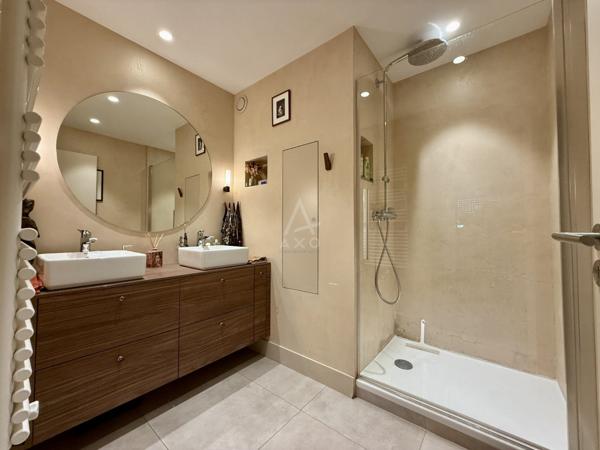 Rennes Mail Mitterrand, appartement T4 de 97 m² avec vue Vilaine, triple exposition et double garage