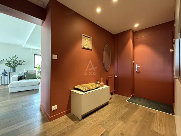 Rennes Mail Mitterrand, appartement T4 de 97 m² avec vue Vilaine, triple exposition et double garage