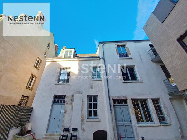 ORLEANS CENTRE CARMES - Vaste T2 de 66m2 ! Rénové et en frais de notaire réduits - DPE C