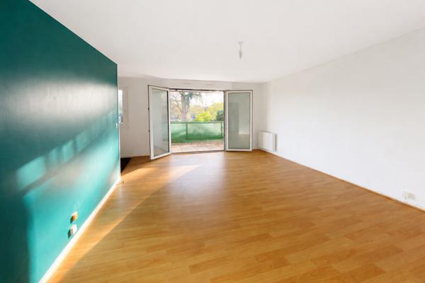 NANTES - Saint Jacques / Sèvre, T4 avec terrasse et 2 parkin