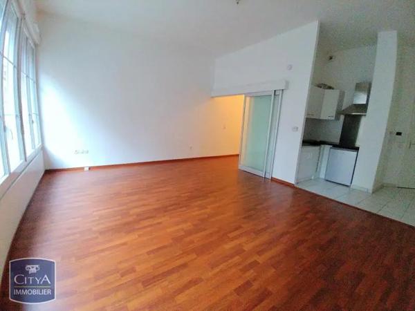 Appartement à louer 2 pièces 45m² Lille (59000)