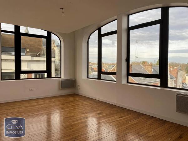 Appartement à louer 3 pièces 83.29m² Saint-Quentin (02100)