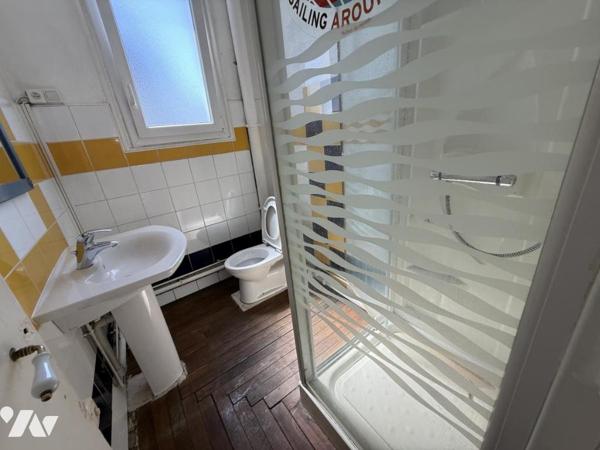 Appartement 2 pièces au 1er étage