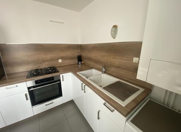 Appartement Dijon 5 pièce(s) 82.03 m2 + terrasse + garage cave + place de parking