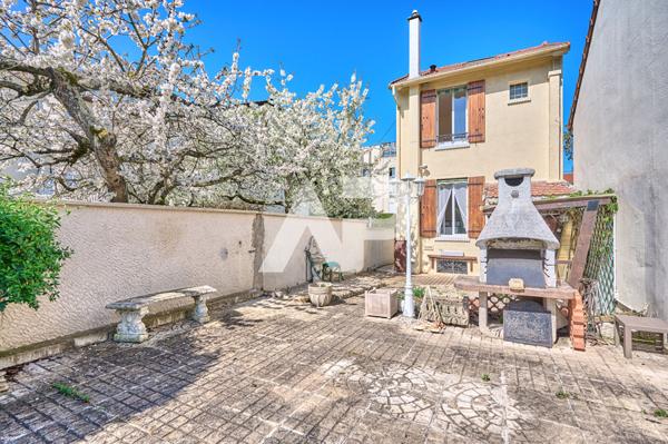 Maison Rueil Malmaison 4 pièce(s) 75 m² 550 000 € **  - Référence  19897