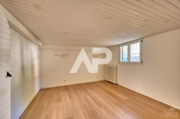 Maison Rueil Malmaison 4 pièce(s) 75 m² 550 000 € **  - Référence  19897
