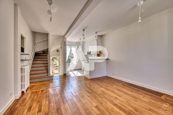 Maison Rueil Malmaison 4 pièce(s) 75 m² 550 000 € **  - Référence  19897