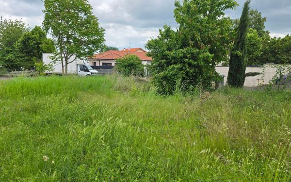 Terrain à vendre    Cournon-d'Auvergne