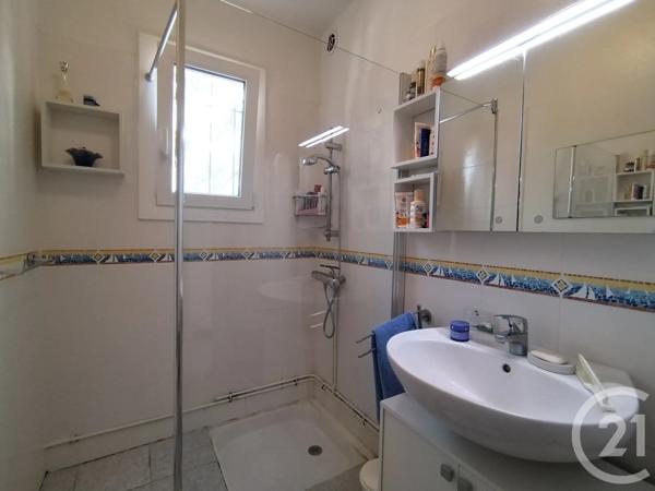 Appartement F3 à vendre  3 pièces - 49,39 m 2   LA TRANCHE SUR MER  - 85