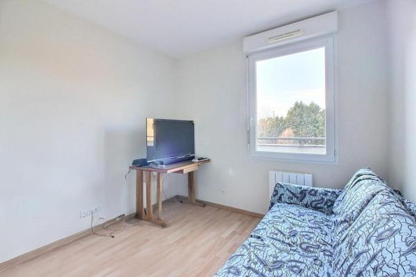 Exclusivité - BRIVE Secteur Hopital : Apt T3 de 64m² rénové avec TERRASSE de 22m², GARAGE et parking dans Résidence récente avec PISCINE