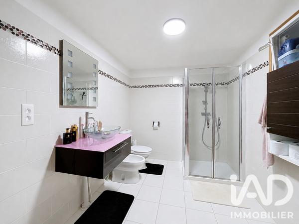 Maison à vendre 8 pièces 240 m² Ardin
