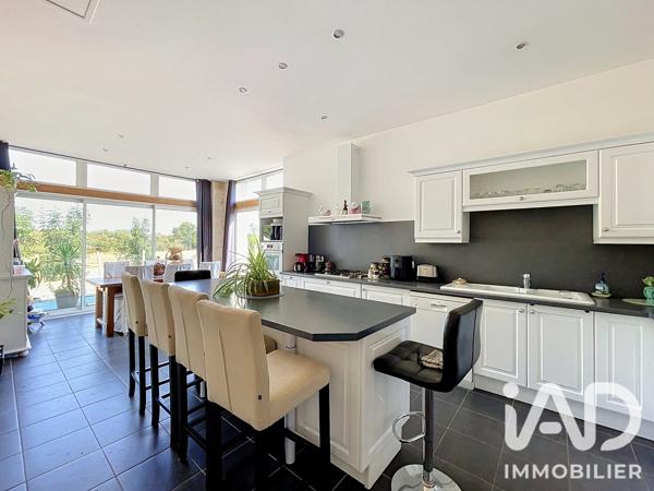 Maison à vendre 8 pièces 240 m² Ardin