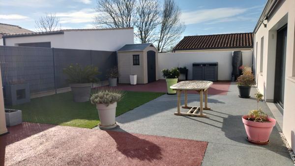 Maison Tonnay-Charente 4 pièce(s) 98m²